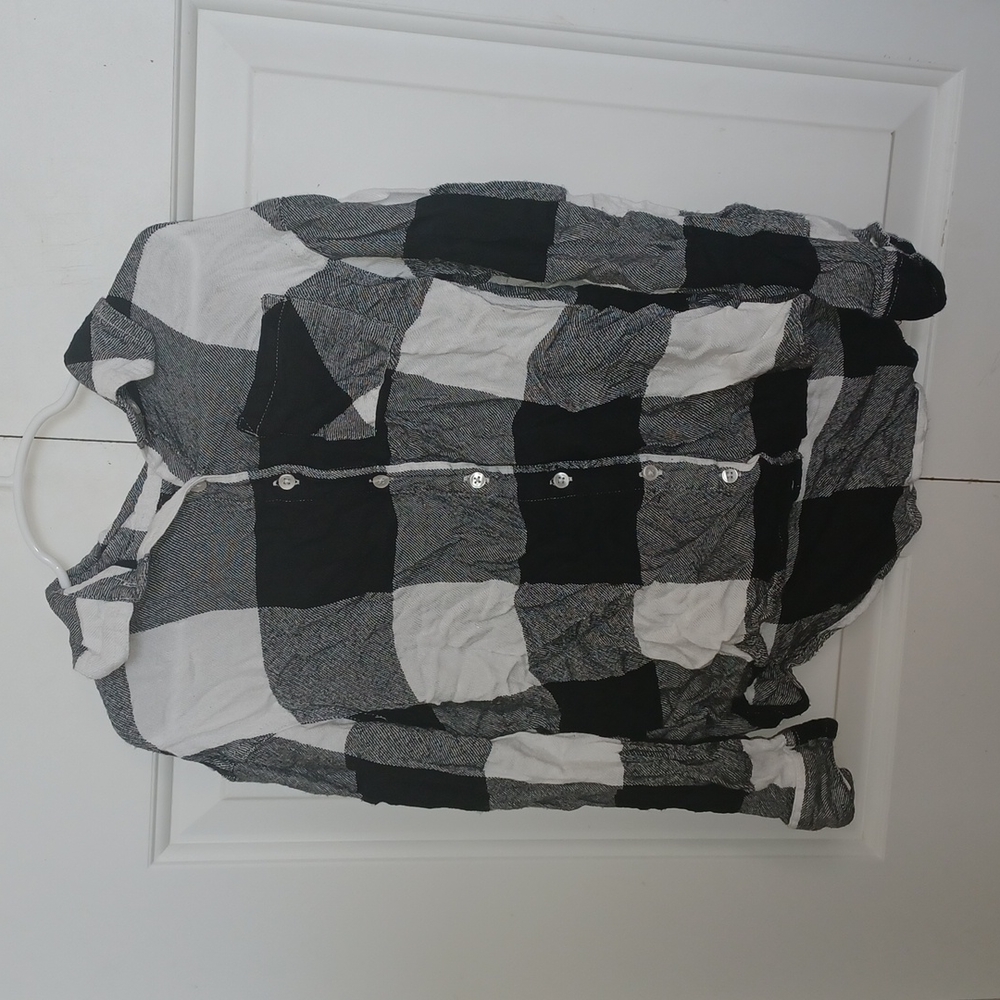 Black and white justice plaid